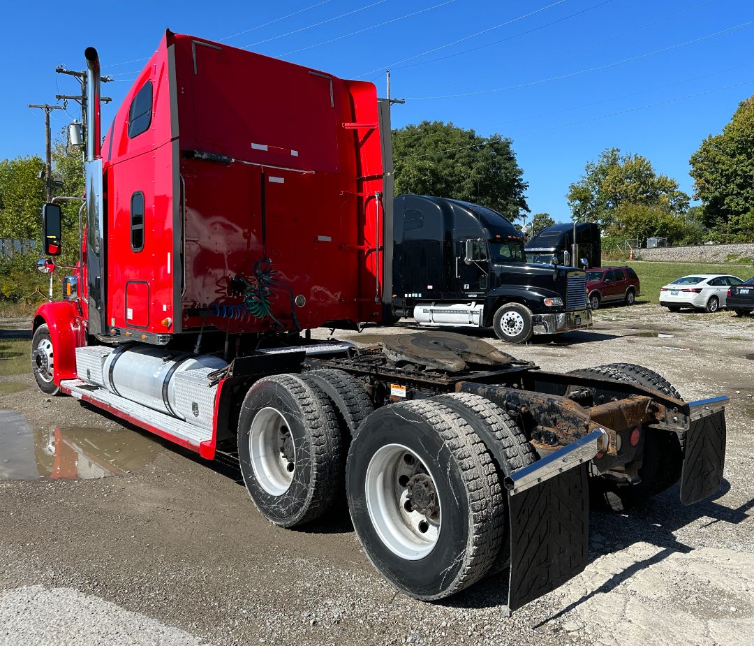 2015 FREIGHTLINER Coronado 132 - Image 3